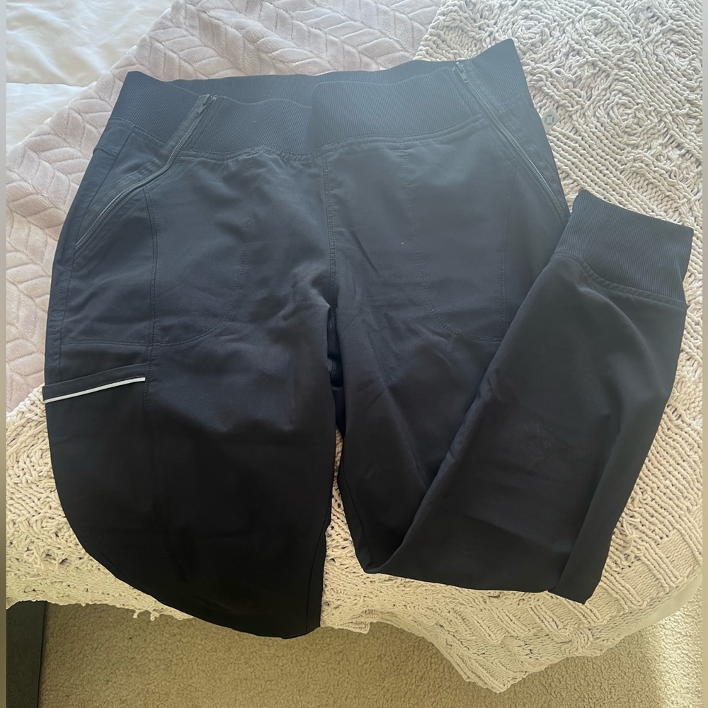 Infinity by Cherokee elastic waist jogger scrub pants - black nursing joggers